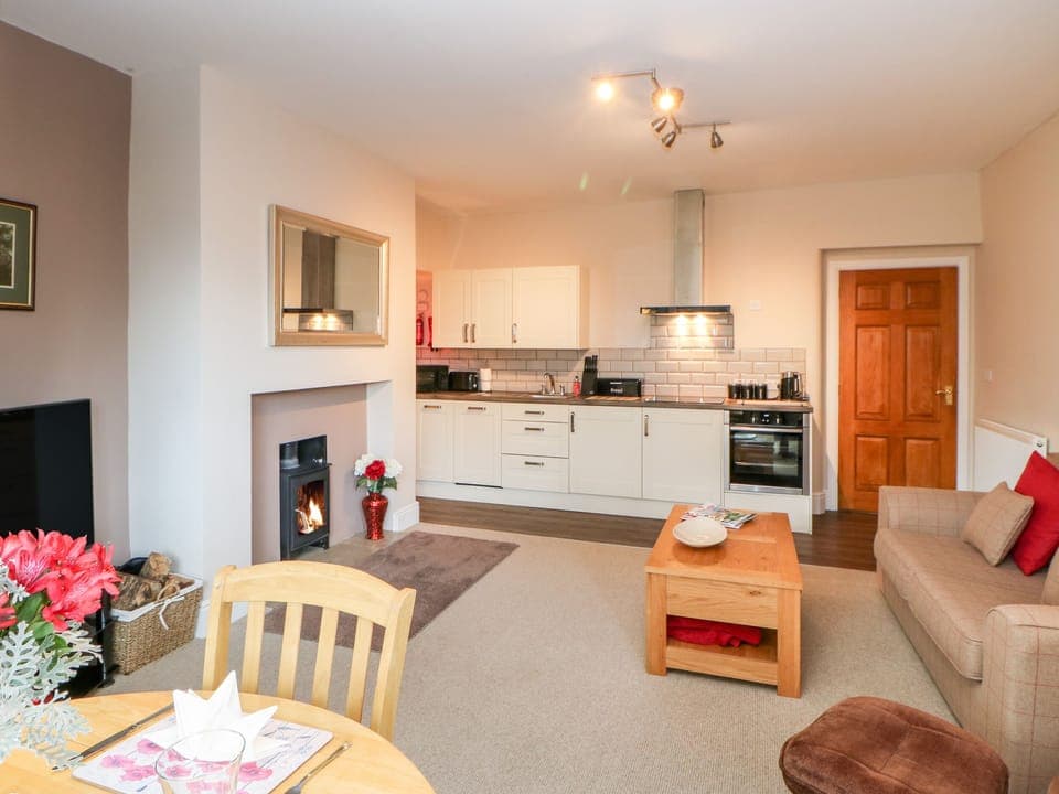 Cottage | Living room | TV