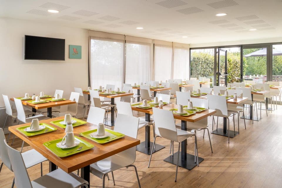 Daily buffet breakfast (EUR 12 per person)