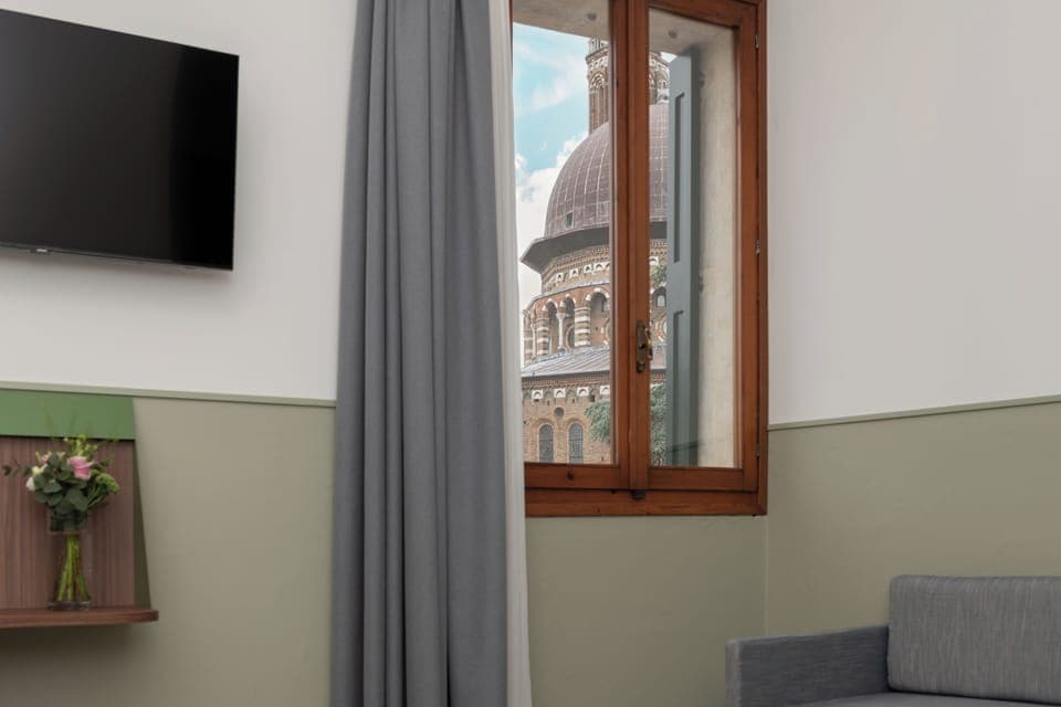 Comfort Room Vista Basilica | View from room