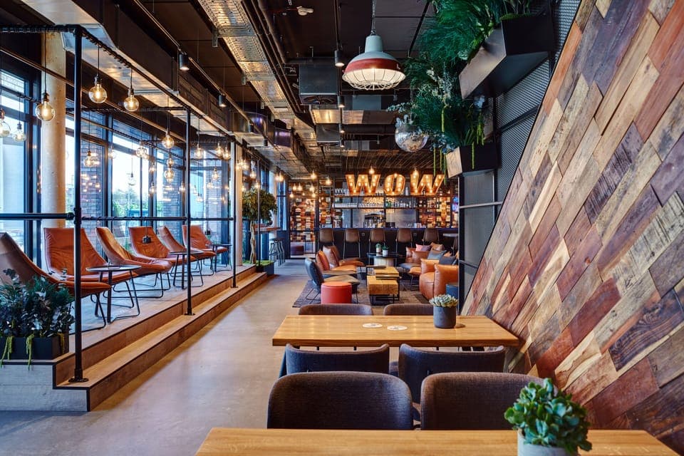 Breakfast, lunch, dinner served; German cuisine 