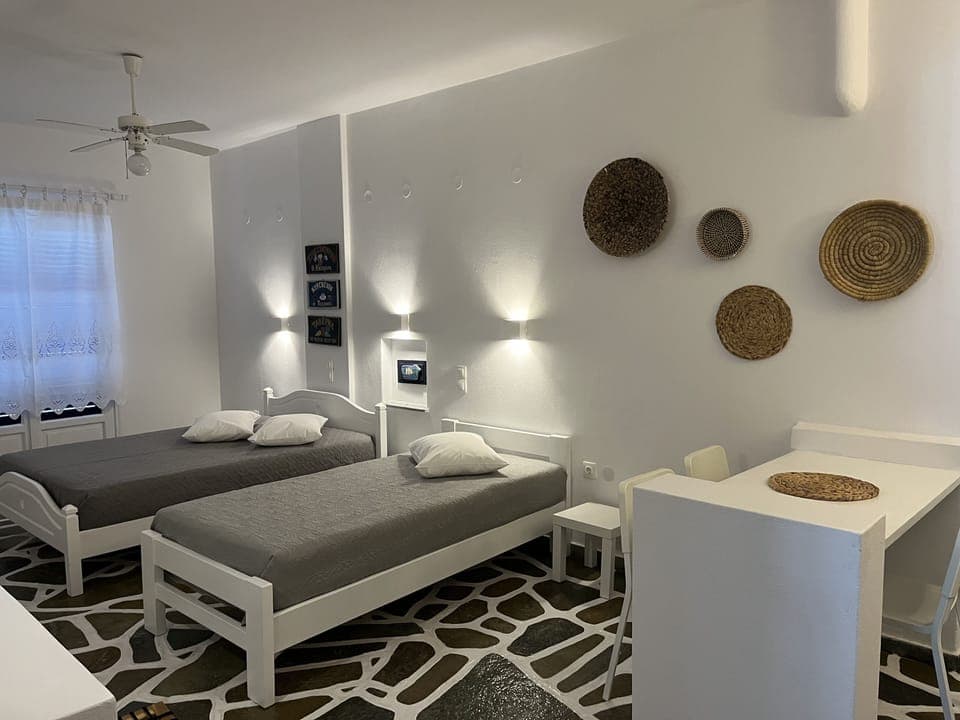 Deluxe Triple Room | Egyptian cotton sheets, premium bedding, memory foam beds, desk