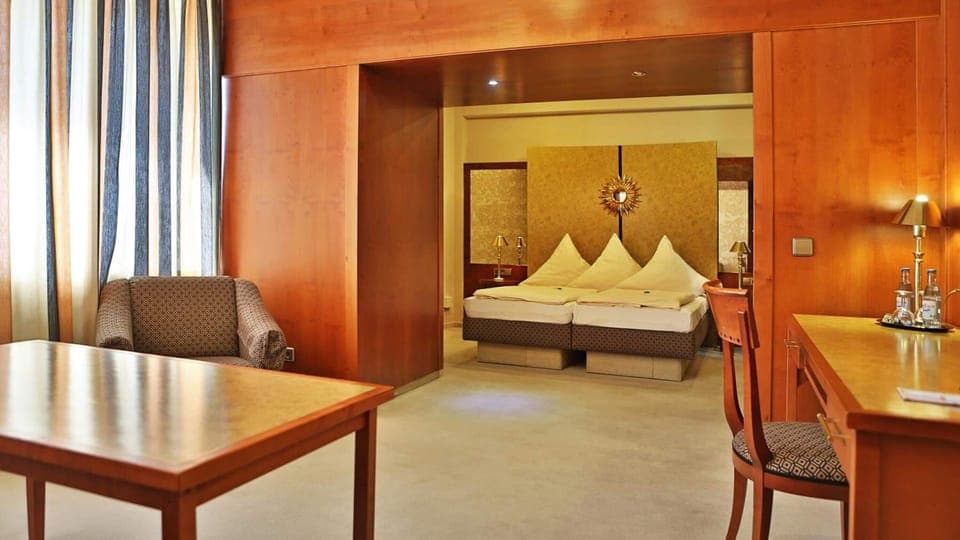 In-room safe, desk, soundproofing, free WiFi