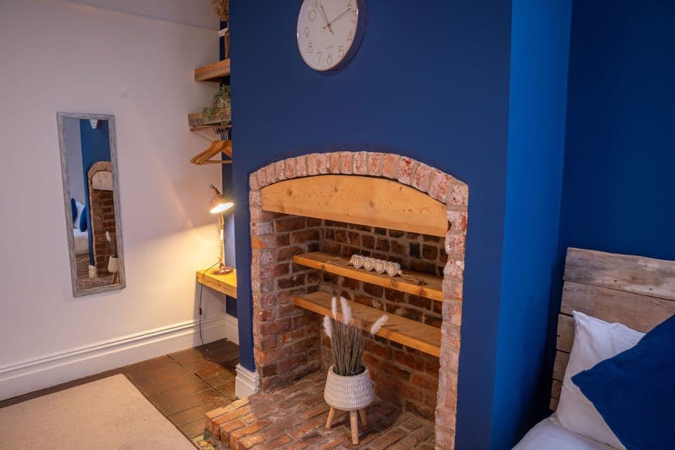 House, Private Bathroom | Lounge