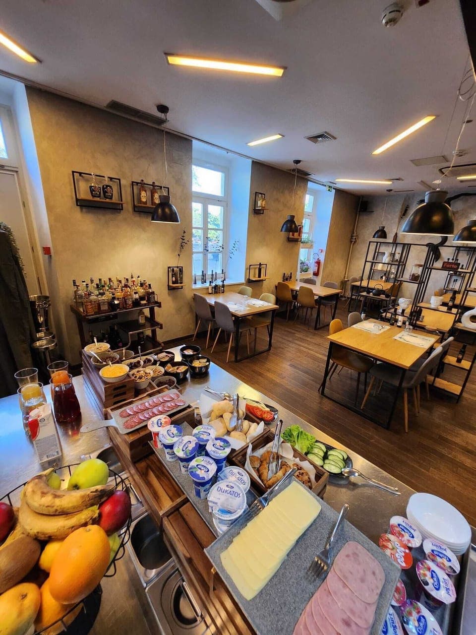 Daily continental breakfast for a fee