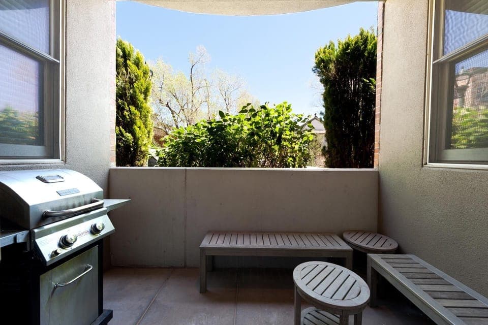 Deck with BBQ Grill