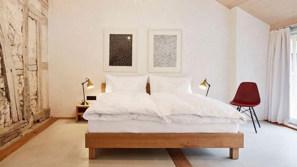 Double Room, Private Bathroom (Zimmer 1) | Hypo-allergenic bedding, blackout drapes, free WiFi, bed sheets
