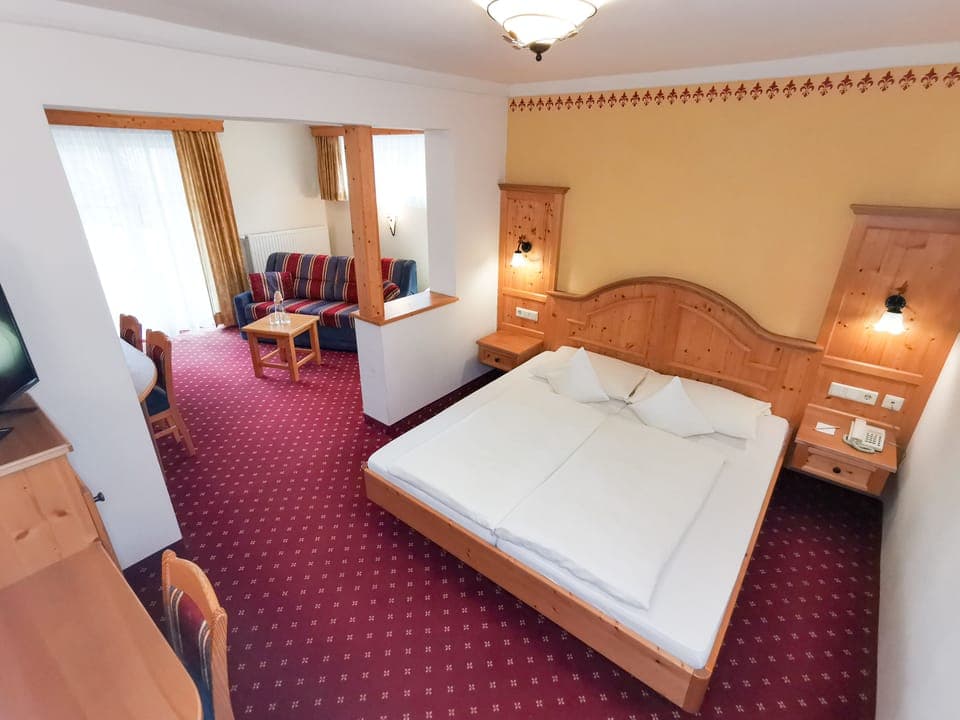 Comfort Quadruple Room, 1 Queen Bed, Non Smoking, Garden View | Premium bedding, in-room safe, individually furnished, free WiFi