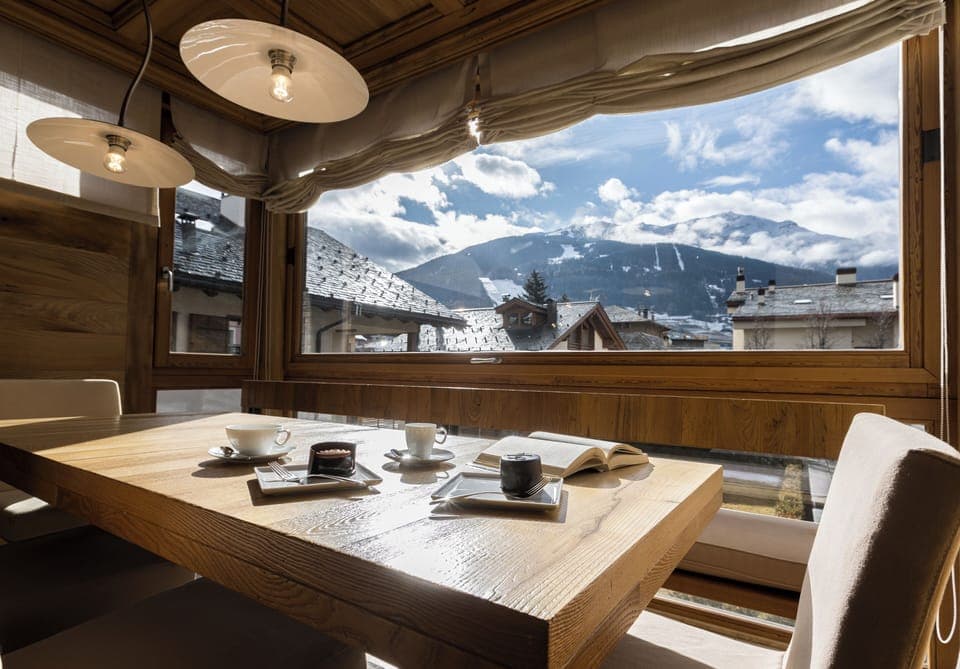 Presidential Suite | Frette Italian sheets, hypo-allergenic bedding, down comforters