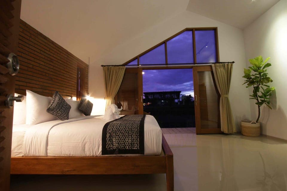 Deluxe Room | Desk, soundproofing, free WiFi, bed sheets