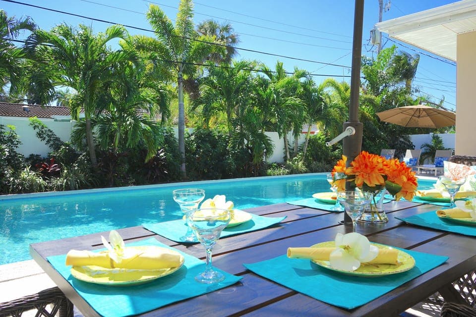 Coco Palm's Spectacular (Private) Heated Pool Lounge + Dining Area...