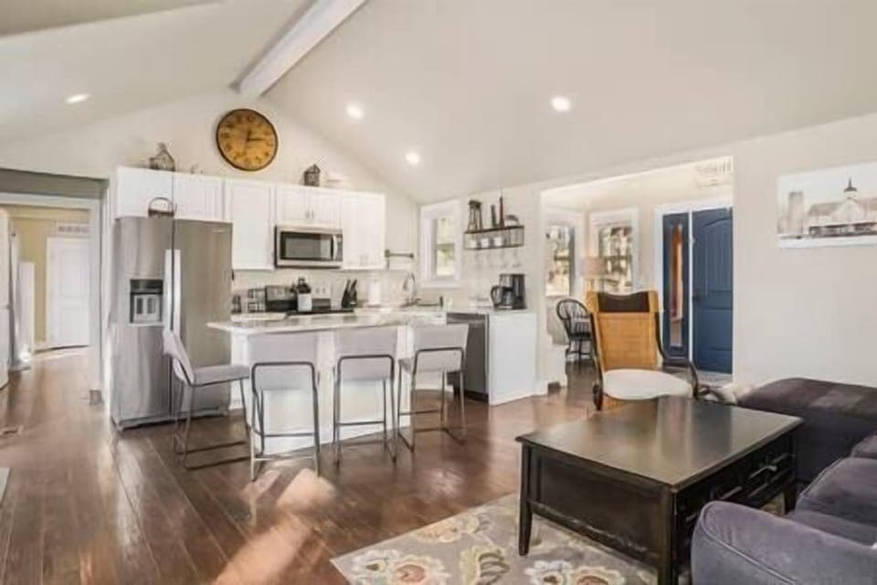 Kitchen (1)