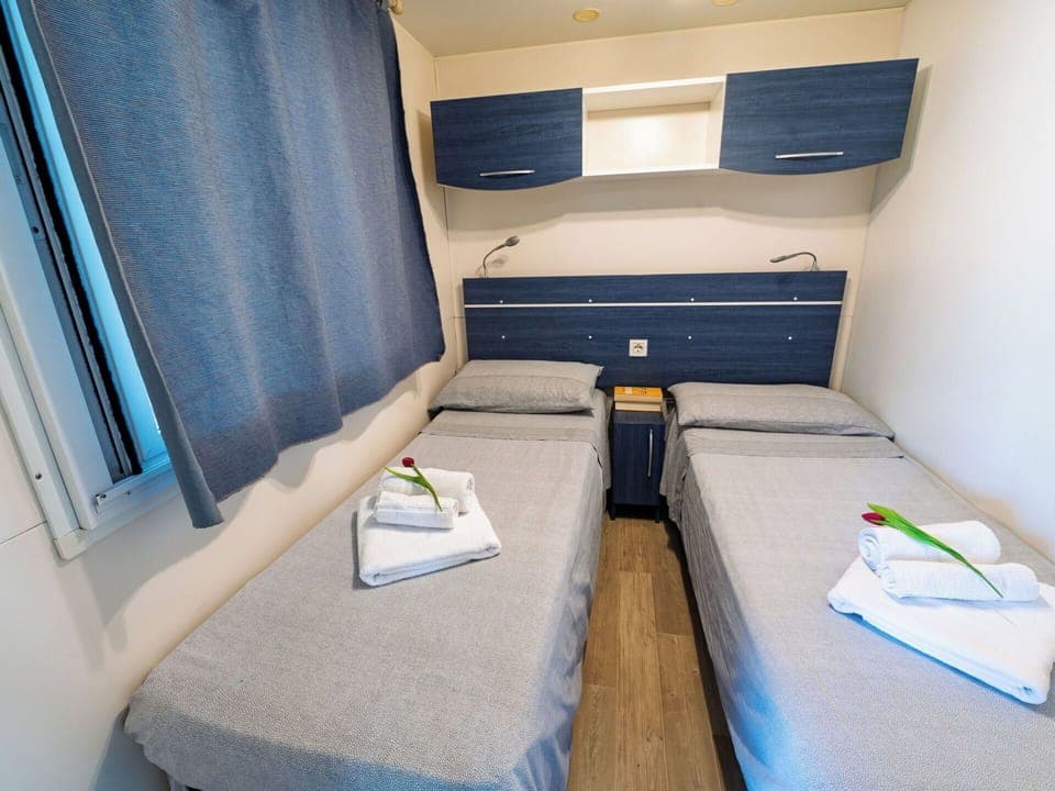 Shade, Cottage, Yard, Backyard, Garden, Estate, Garden Buildings, Outdoor Structure