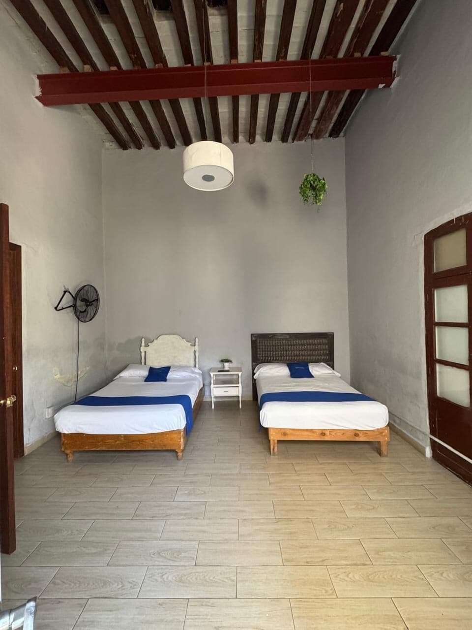 Standard Quadruple Room, 2 Double Beds | Free WiFi, bed sheets