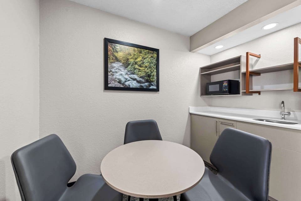 Suite, 2 Queen Beds, Non Smoking | In-room safe, individually decorated, individually furnished, desk