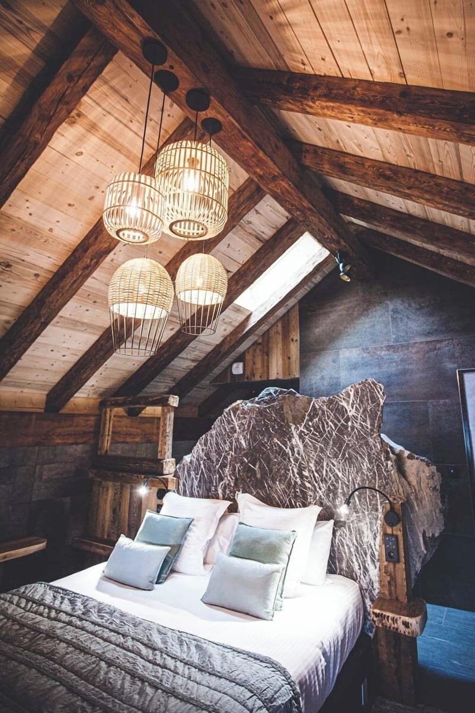 Comfort Room, Balcony, Mountain View