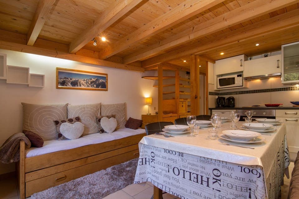 Charming open plan duplex