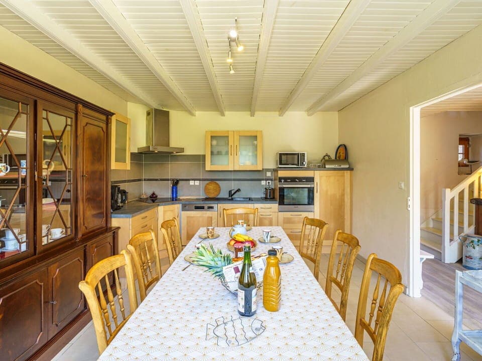 Table, Furniture, Cabinetry, Countertop, Kitchen, Chair, Wood, Building, Interior Design, Flooring