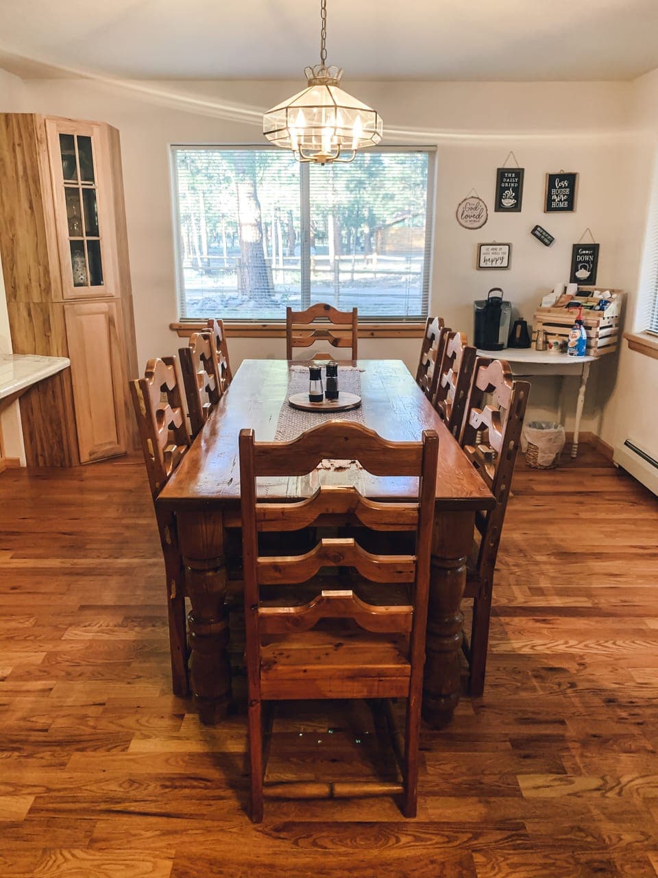 Family Dining 