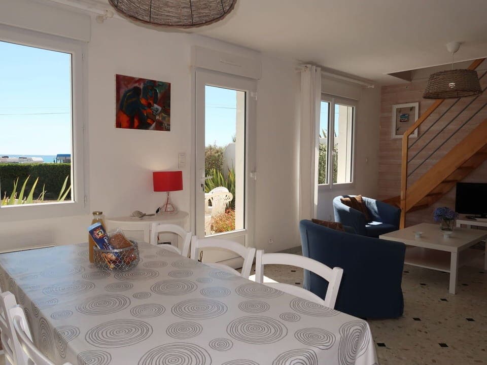 Table, Furniture, Property, Window, Building, Azure, Plant, Chair, Houseplant, Interior Design