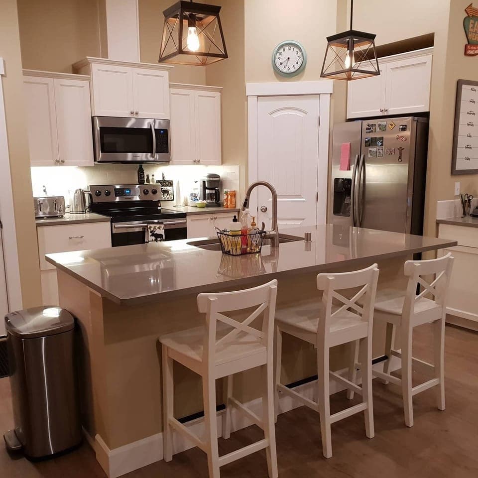 The kitchen is fully equipped to prepare your meals. 