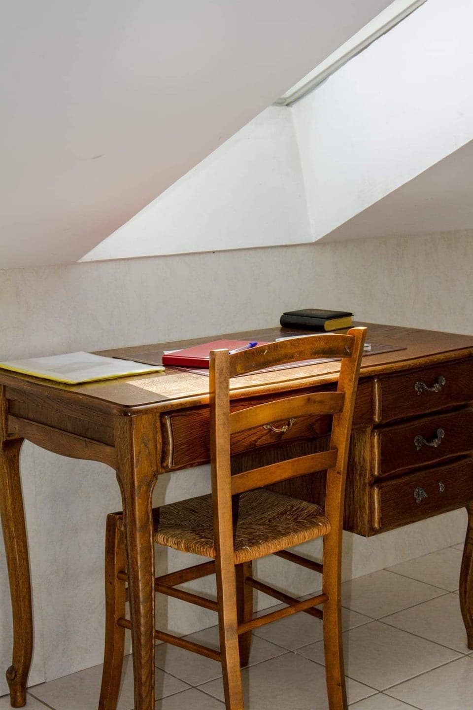 Family Room, 1 Bedroom (Orchidée) | Individually decorated, individually furnished, desk, iron/ironing board