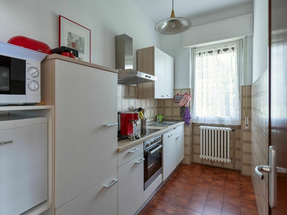 Room, Property, Kitchen, Furniture, Cabinetry, Countertop, Building, Interior Design, House, Floor