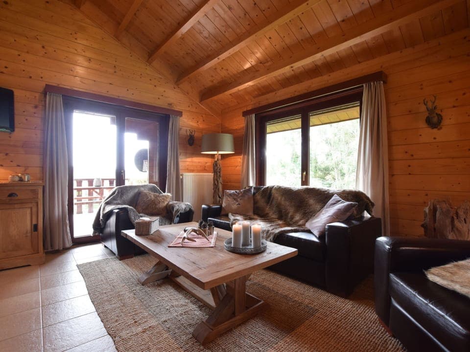 Chalet | Living area