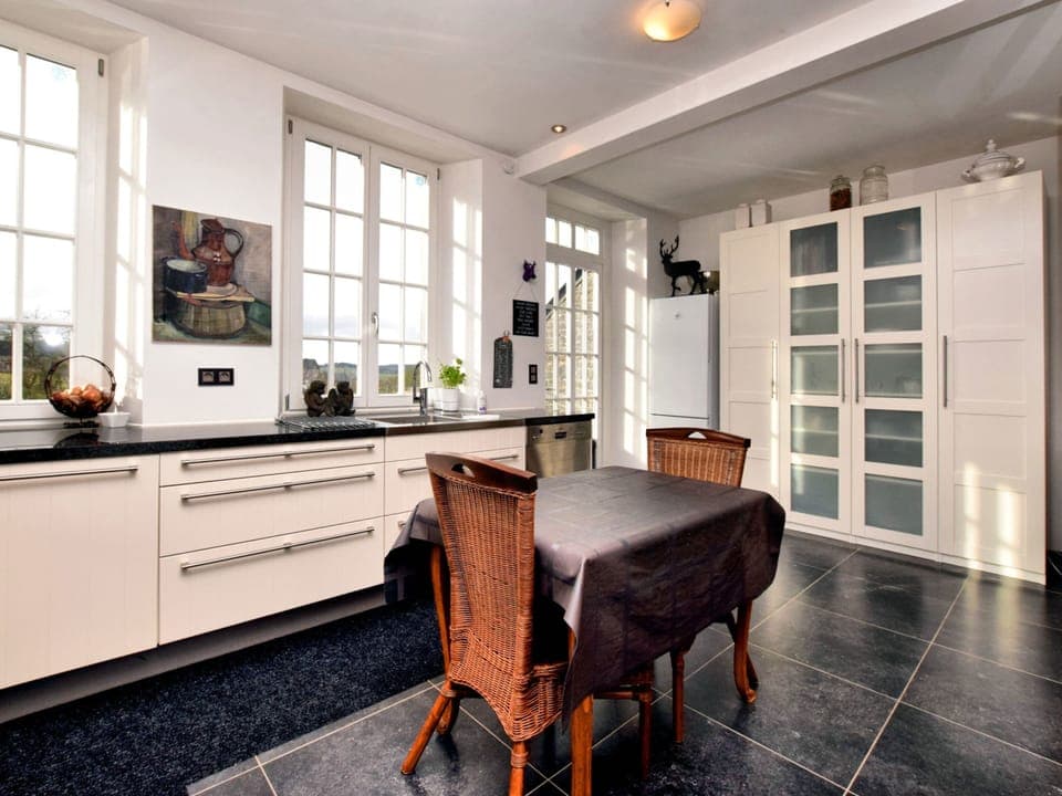 House | Private kitchen | Fridge, stovetop, coffee/tea maker, highchair