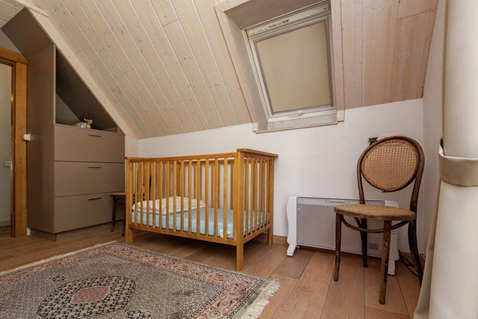 Villa | 5 bedrooms, individually furnished