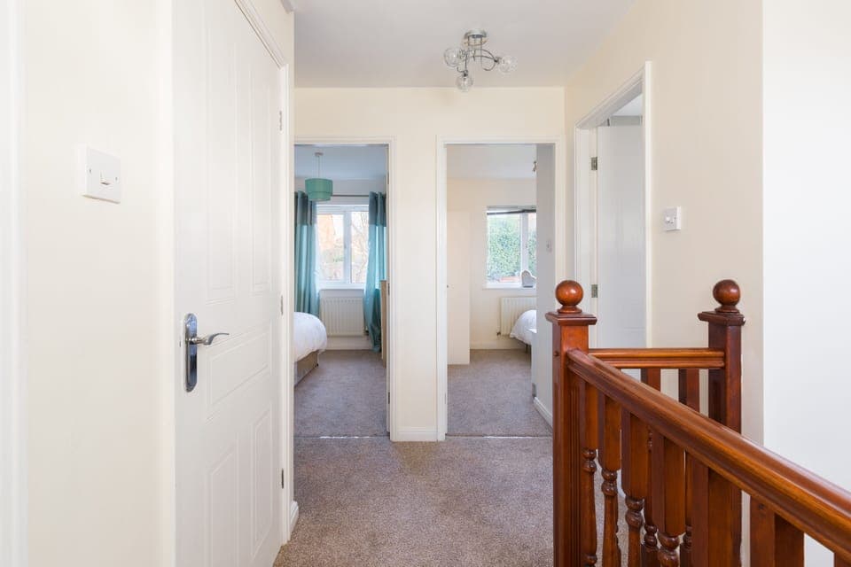 House, Private Bathroom (4 Bed  Nec/Bhx/Snowdome) | Interior
