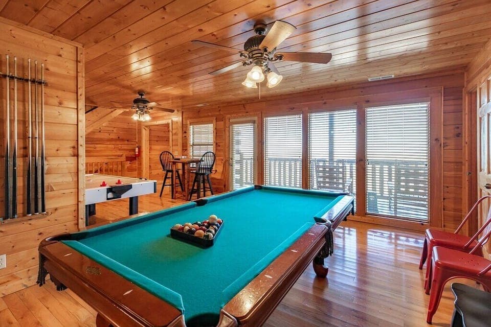 Smoky Mountain Mansion's game room