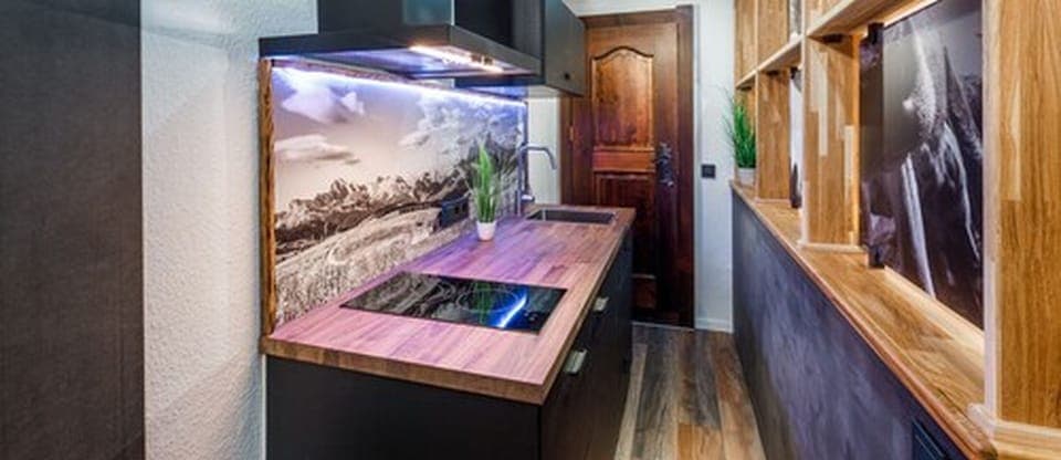 Apartment (Edelweiss) | Private kitchen | Fridge, stovetop, cookware/dishes/utensils