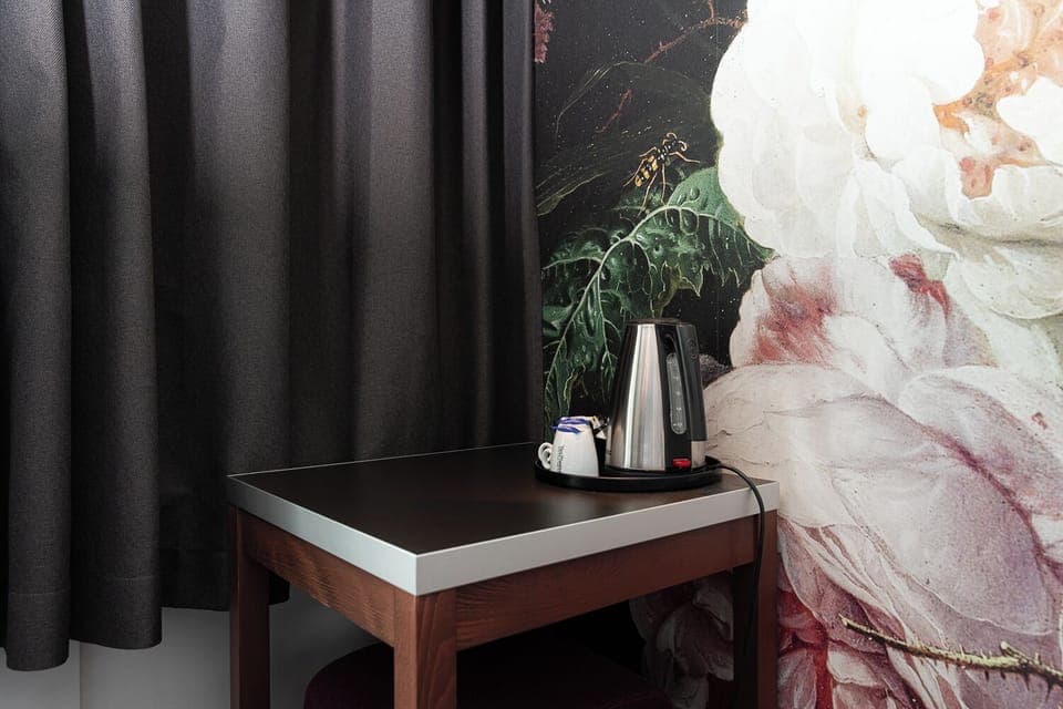 Comfort Twin Room, 2 Twin Beds, City View | Memory foam beds, in-room safe, desk, laptop workspace