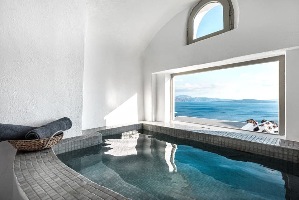 Honeymoon Suite, Hot Tub | Private spa tub