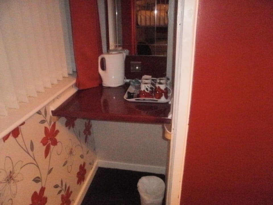 Standard Suite, Ensuite (Room 1, sleeps 4)