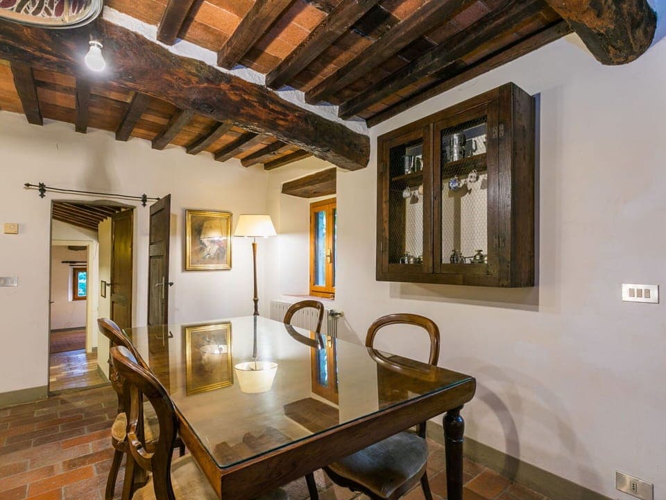 Furniture, Table, Property, Picture Frame, Wood, Building, Interior Design, Architecture, Window, Floor