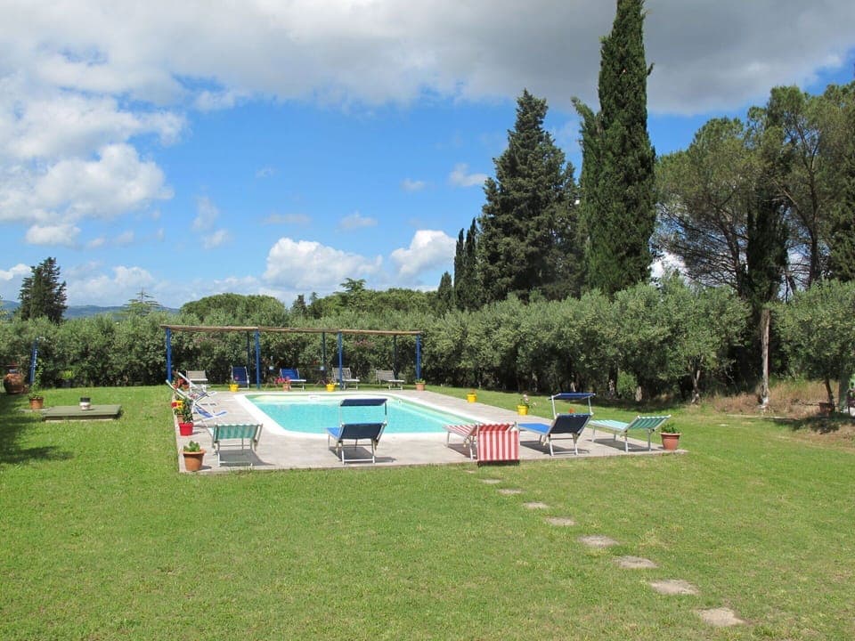 Furniture, Property, Ceiling Fan, Cabinetry, Table, Couch, Lighting, Picture Frame, Wood, Countertop