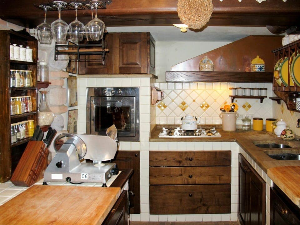 Cabinetry, Table, Furniture, Property, Countertop, Kitchen, Drawer, Shelf, Wood, Interior Design