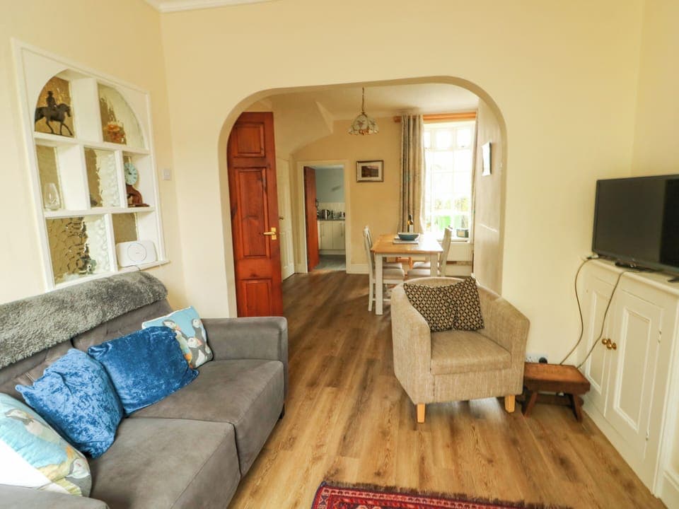 Cottage | Living area