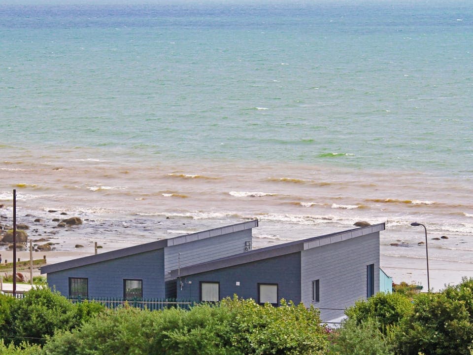 Cottage | Beach | Beach nearby