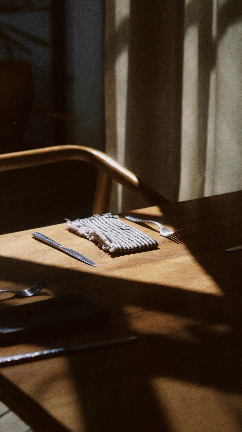 Breakfast, lunch, dinner served; pool views