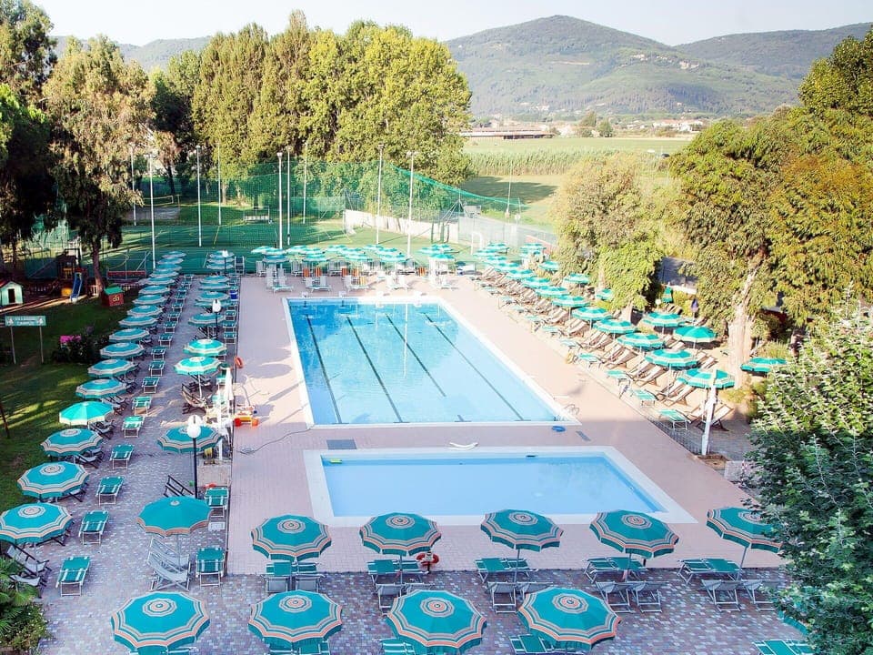 Water, Swimming Pool, Turquoise, Leisure, Tree, Architecture, Recreation, Tourism, Vacation, Photography