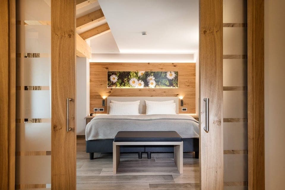 Suite | Minibar, desk, soundproofing, free WiFi