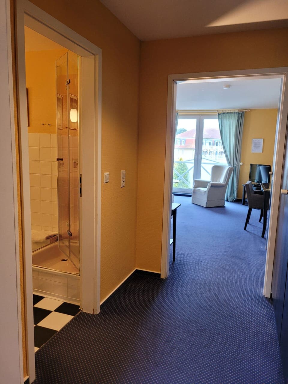 Triple Room | Individually decorated, individually furnished, desk, free WiFi