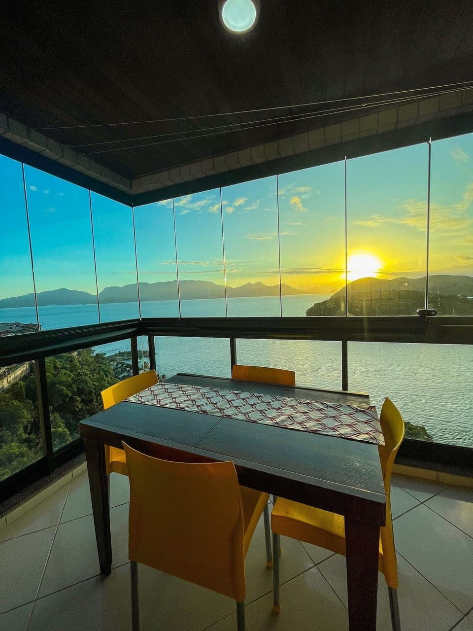 Apartment | Outdoor dining