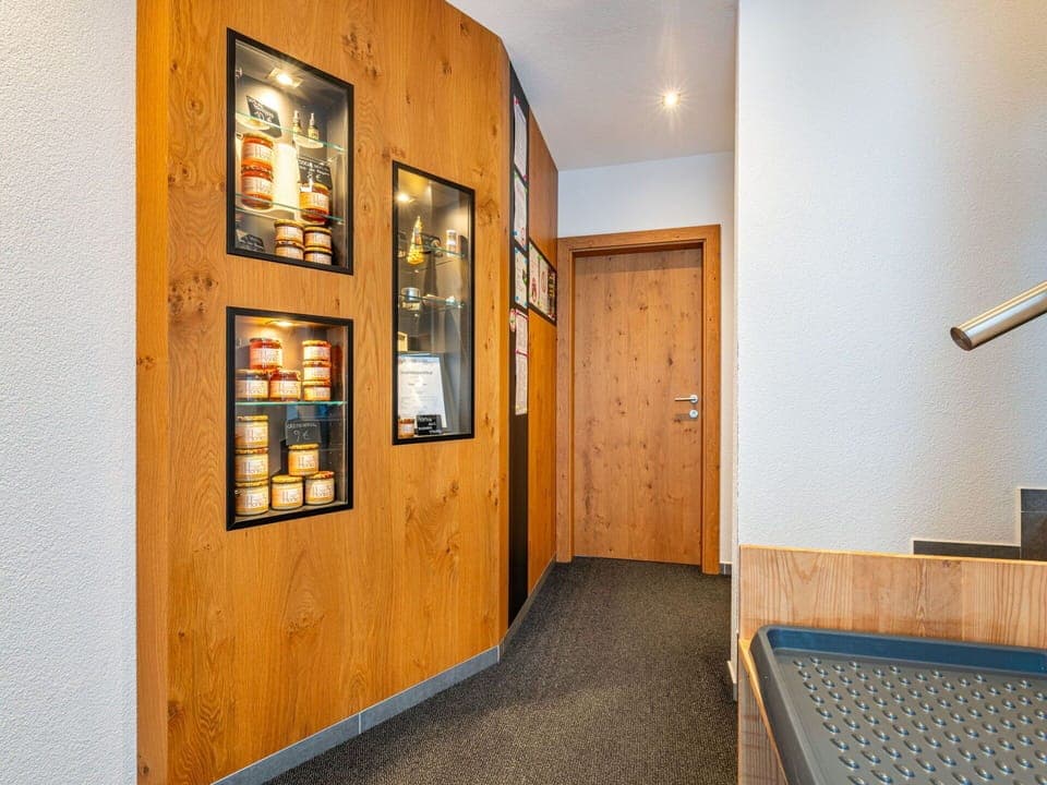 Wood, Interior Design, Door, Picture Frame, Flooring, Building, Hardwood, Ceiling, Rectangle