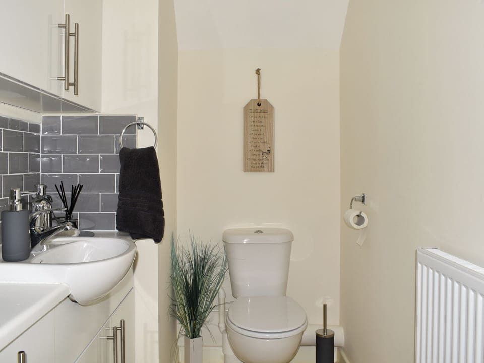 Additional separate toilet | Mountain View, Blaenau Ffestiniog