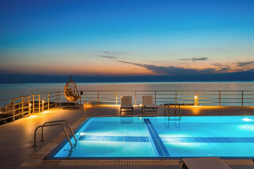 Outdoor pool, open 8:00 AM to 9:00 PM, pool umbrellas, sun loungers