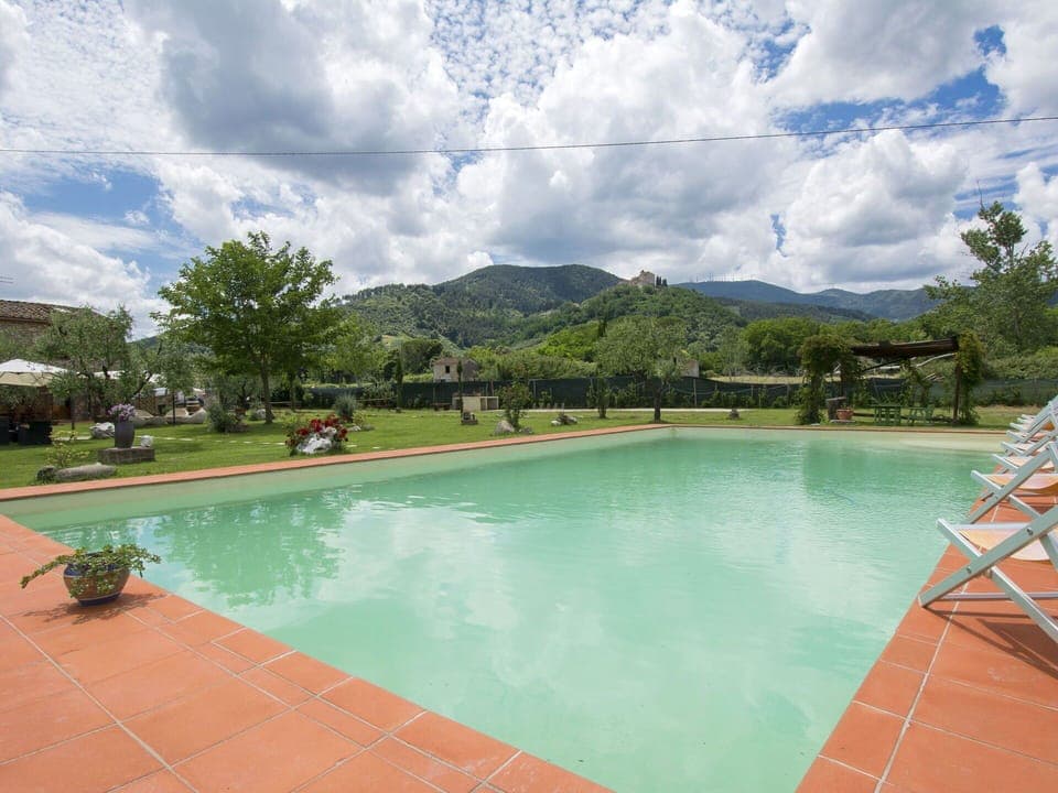 Swimming Pool, Property, Resort, Real Estate, Sky, Leisure, Water, Vacation, House, Estate