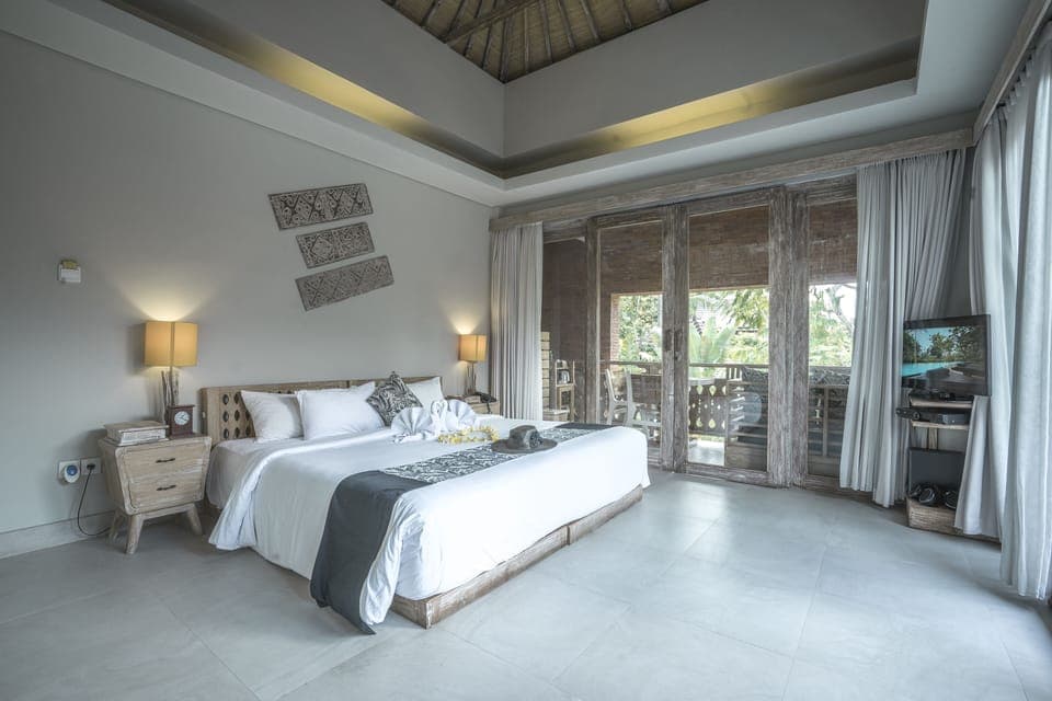 Two Bedroom Private Pool Villa | Minibar, in-room safe, individually decorated, individually furnished